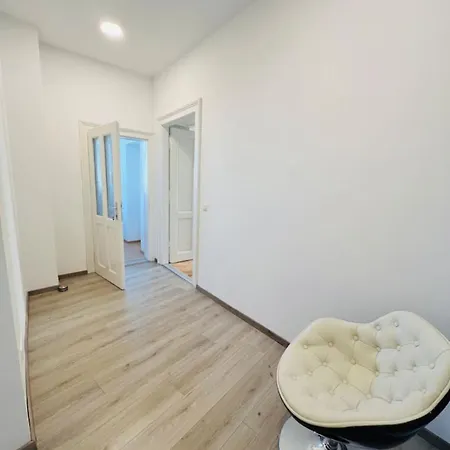 Rebuli - One - Zentral In 3 * Leitendorf