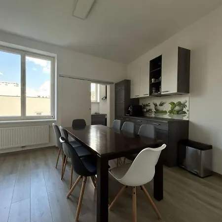 Rebuli - One - Zentral In 3 *